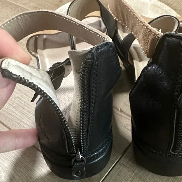 Jambu Black and Tan Strappy Ankle-Buckle Sandals - Picture 14 of 14